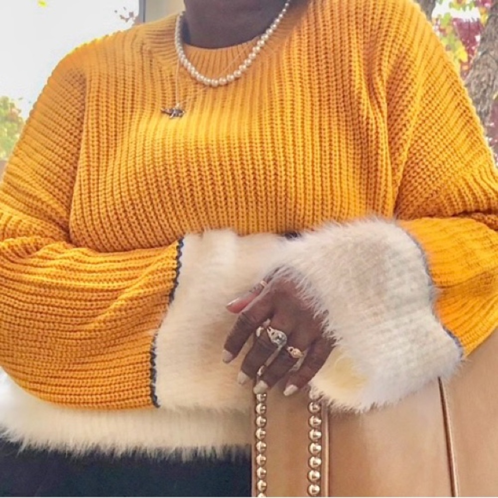 Cropped oversize long sleeve crewneck sweater